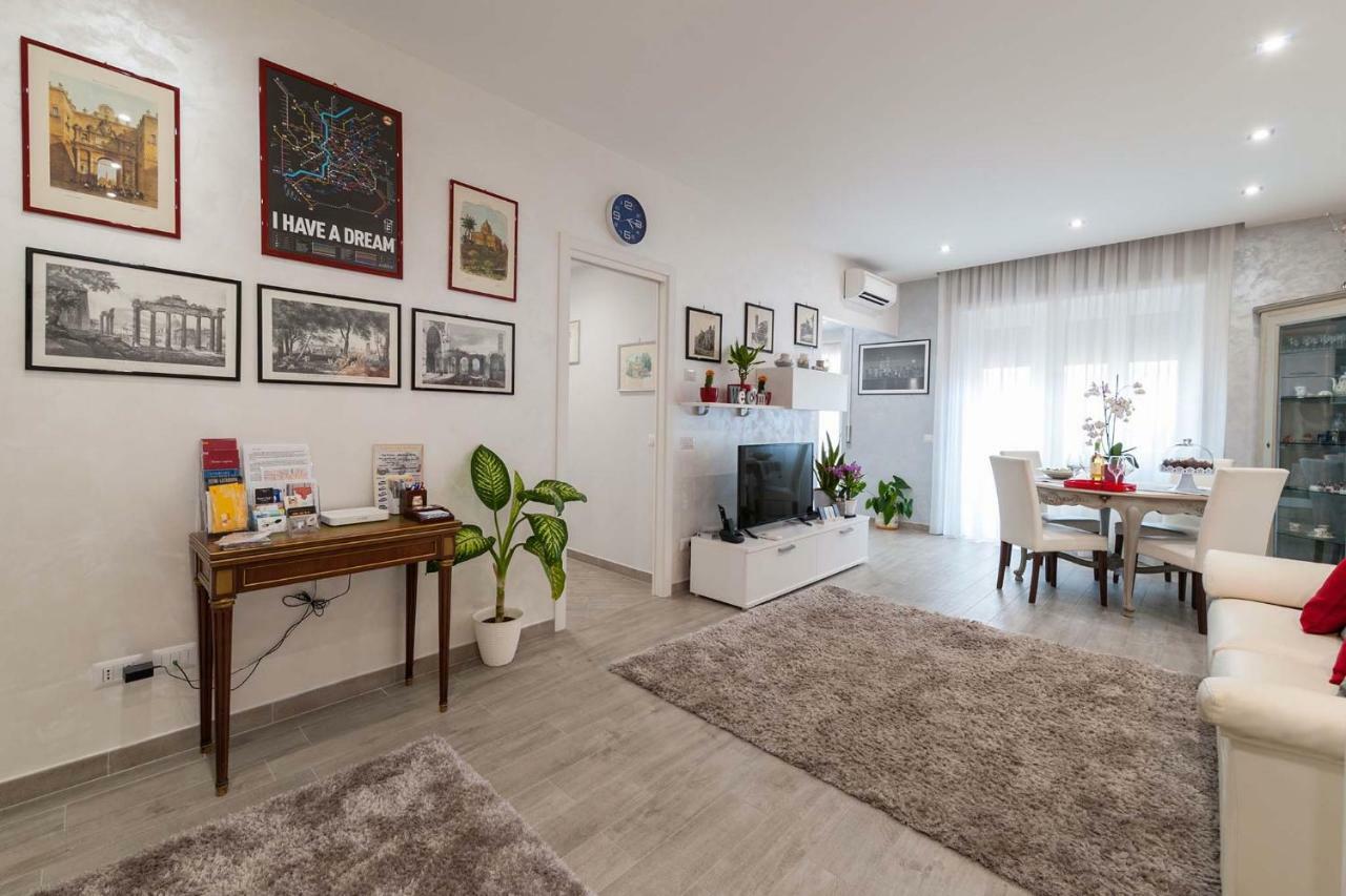 M&M House Apartment Rome Bagian luar foto